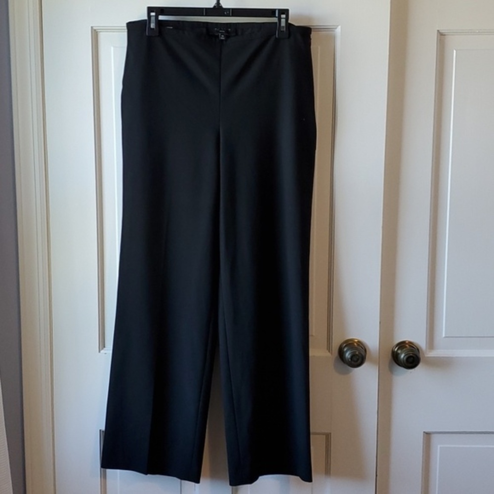 NWT TALBOTS HOLLYWOOD WIDE LEG FLARE FLAT FRONT BLACK PANTS 10P MINIMALIST